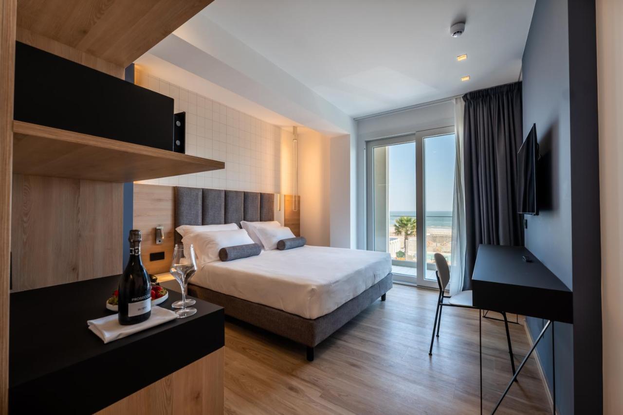 Hotel Sporting Riccione Eksteriør billede