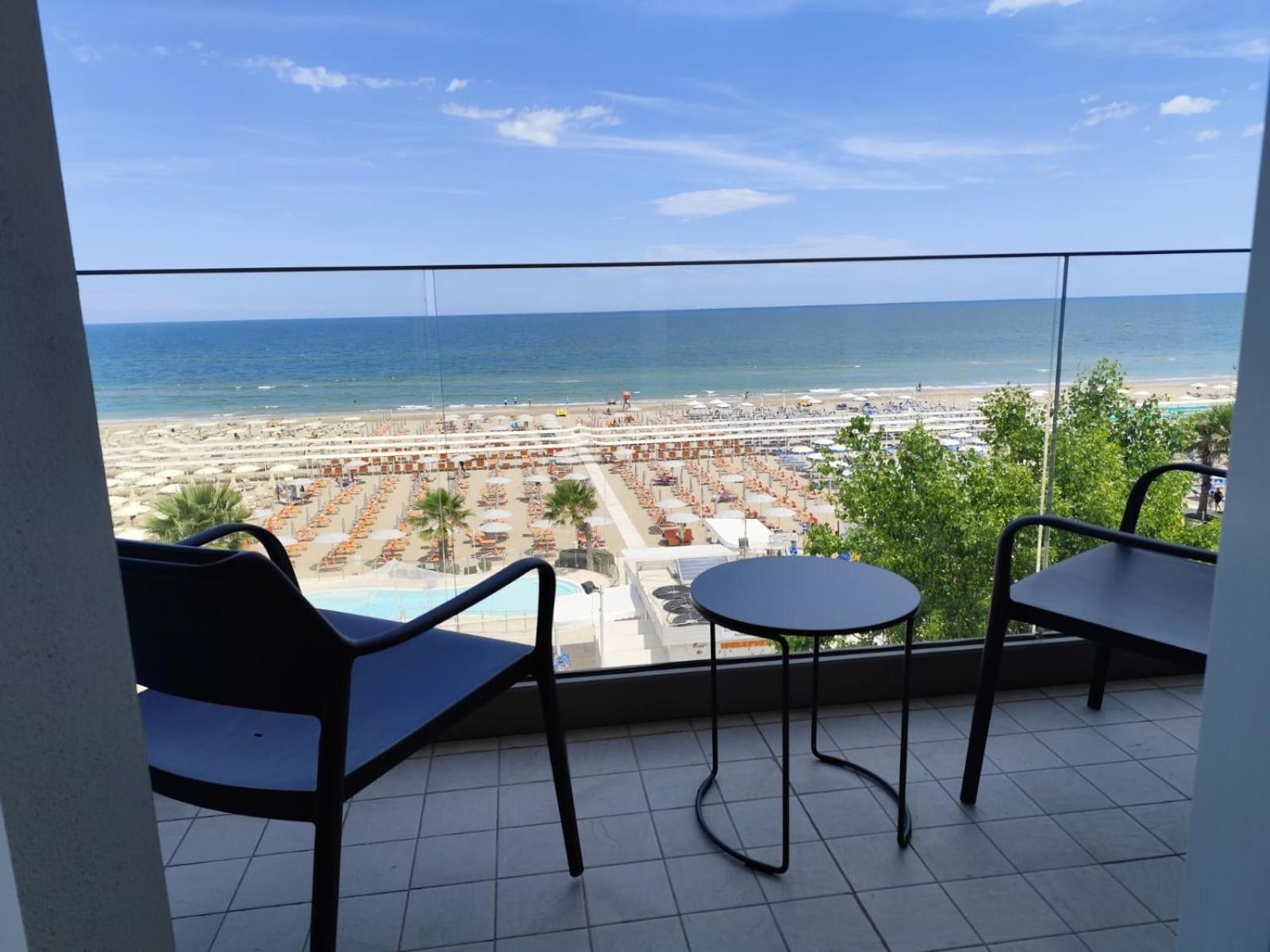 Hotel Sporting Riccione Eksteriør billede